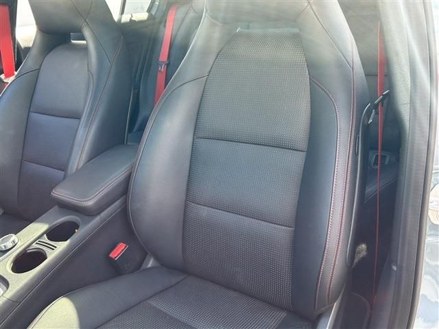 AMG A CLASS 2015 Image 31