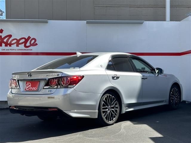 TOYOTA CROWN SEDAN HYBRID 2017 Image 31