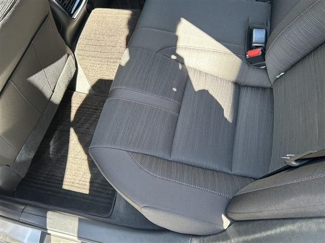 TOYOTA CROWN SEDAN HYBRID 2017 Image 31