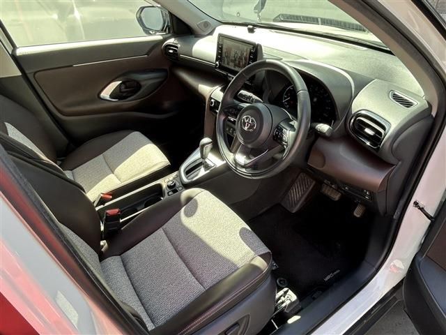 TOYOTA YARIS CROSS HYBRID 2021 Image 31