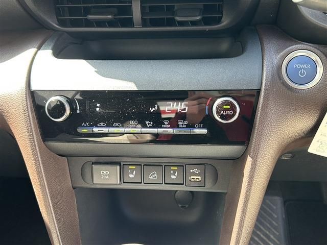 TOYOTA YARIS CROSS HYBRID 2021 Image 31