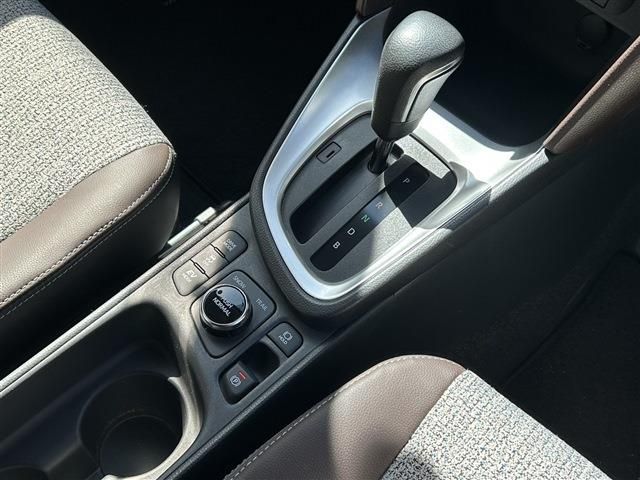 TOYOTA YARIS CROSS HYBRID 2021 Image 31