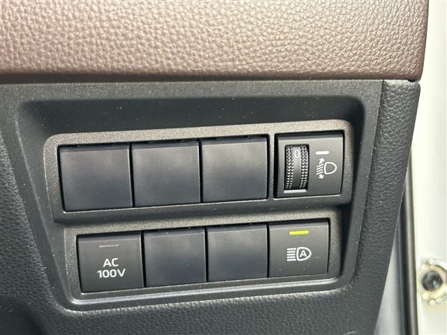 TOYOTA YARIS CROSS HYBRID 2021 Image 31