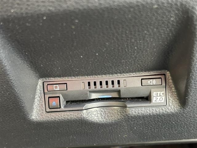 TOYOTA YARIS CROSS HYBRID 2021 Image 31