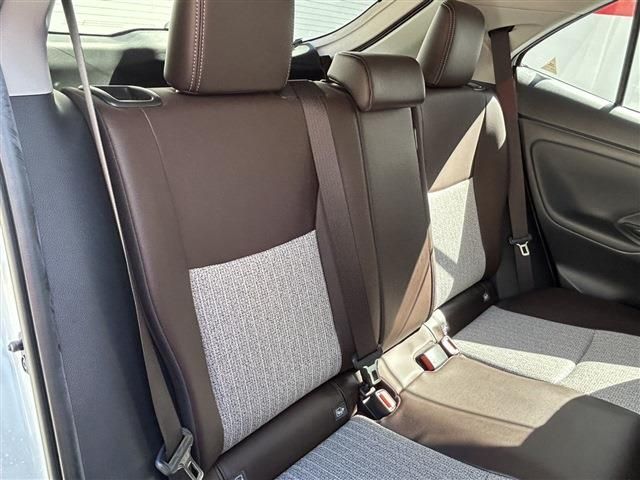 TOYOTA YARIS CROSS HYBRID 2021 Image 31