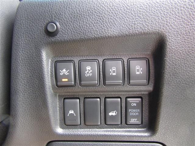 NISSAN ELGRAND 2019 Image 31