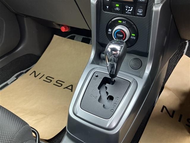 DAIHATSU COPEN 2017 Image 31