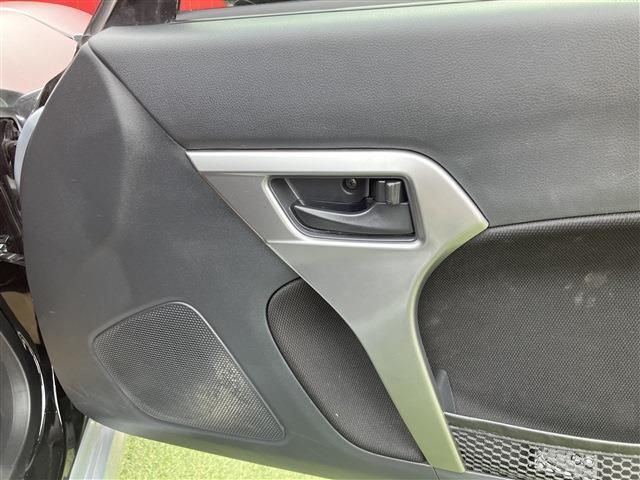 DAIHATSU COPEN 2017 Image 31