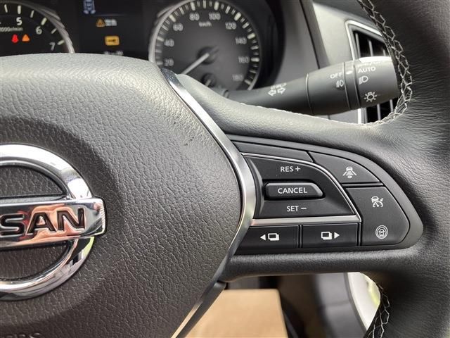 NISSAN SKYLINE 2022 Image 31