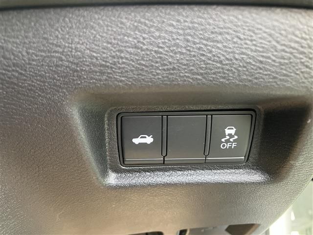 NISSAN SKYLINE 2022 Image 31