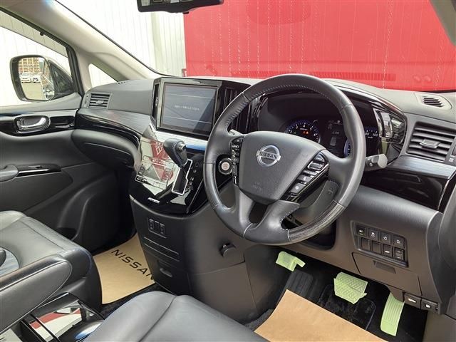 NISSAN ELGRAND 2021 Image 31