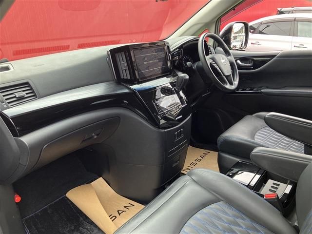 NISSAN ELGRAND 2021 Image 31