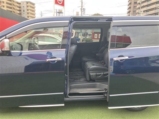 NISSAN ELGRAND 2021 Image 31