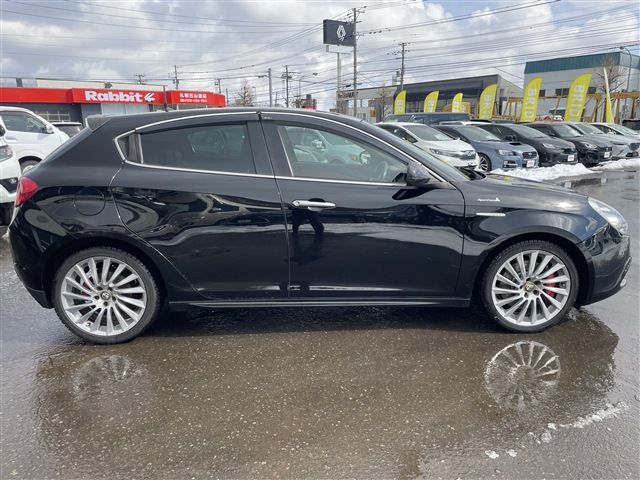 ALFAROMEO GIULIETTA 2015 Image 31