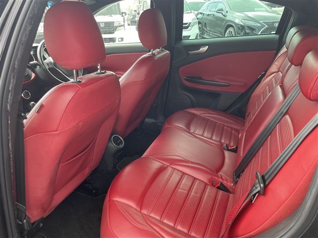 ALFAROMEO GIULIETTA 2015 Image 31