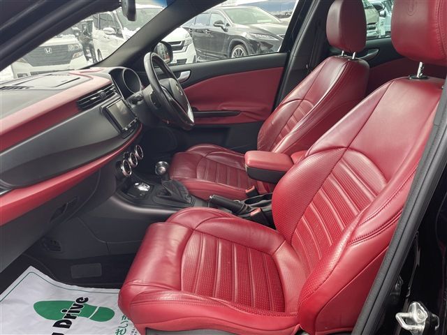 ALFAROMEO GIULIETTA 2015 Image 31