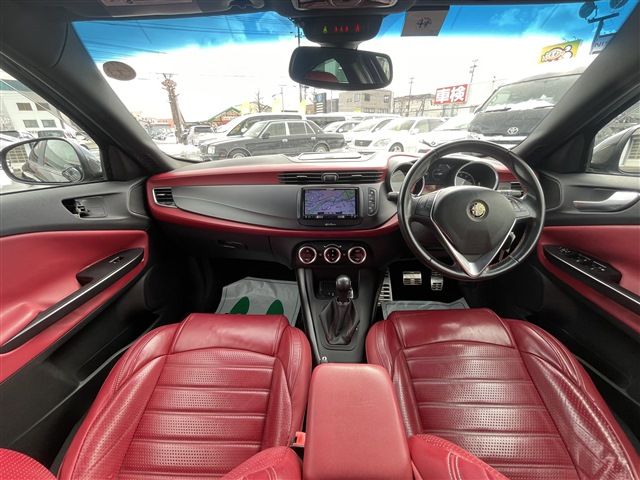 ALFAROMEO GIULIETTA 2015 Image 31