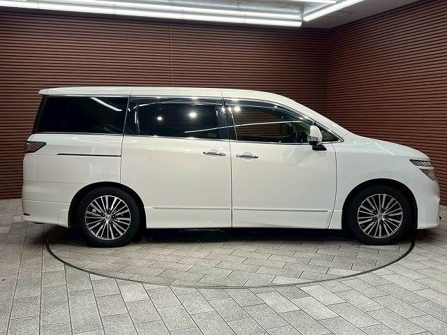 NISSAN ELGRAND  4WD 2019 Image 31
