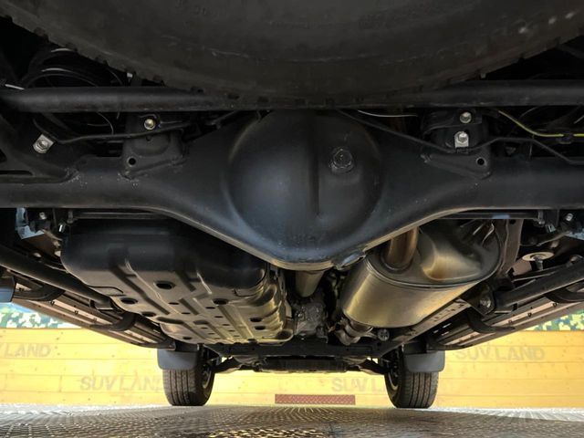 TOYOTA LANDCRUISER PRADO 2023 Image 31