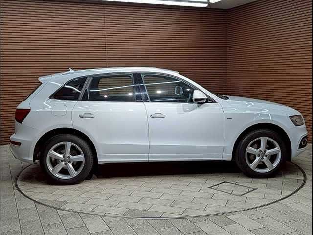 AUDI Q5 2017 Image 31