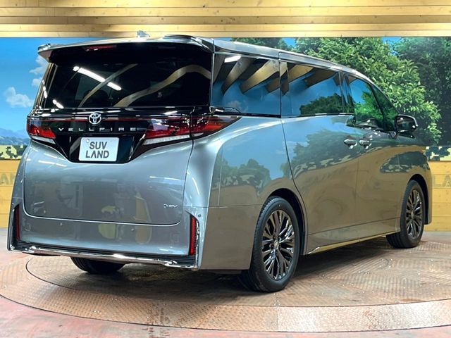 TOYOTA VELLFIRE  HYBRID 2026 Image 31