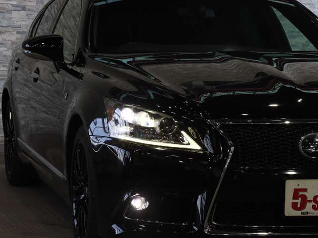 TOYOTA LEXUS LS460 2015 Image 31