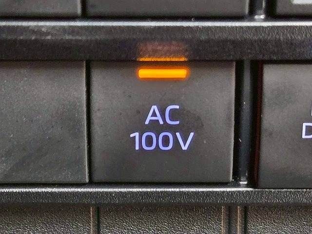 TOYOTA NOAH HYBRID 2023 Image 31