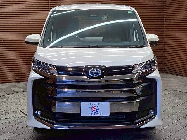 TOYOTA NOAH HYBRID 2023 Image 31