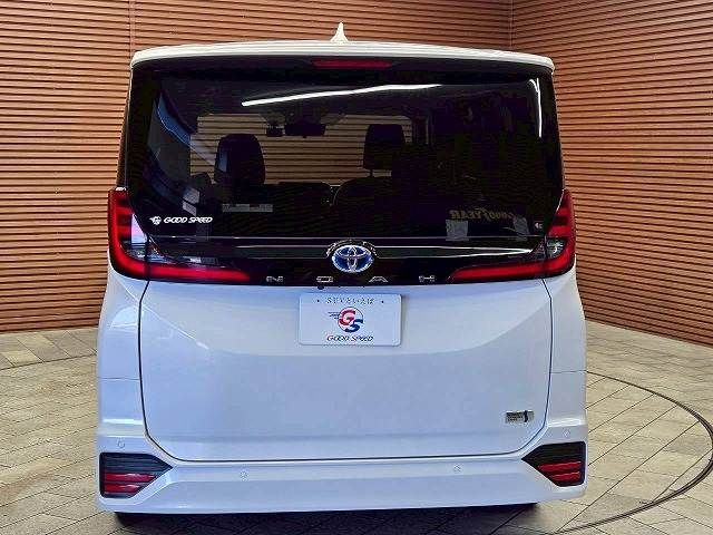TOYOTA NOAH HYBRID 2023 Image 31