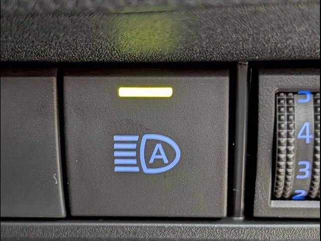 TOYOTA NOAH HYBRID 2026 Image 31