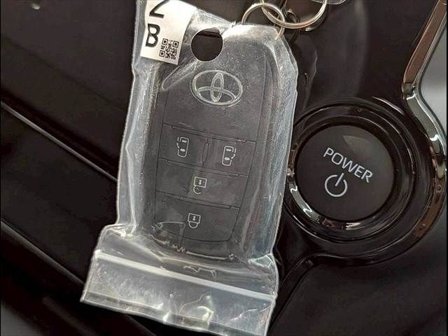 TOYOTA NOAH HYBRID 2026 Image 31