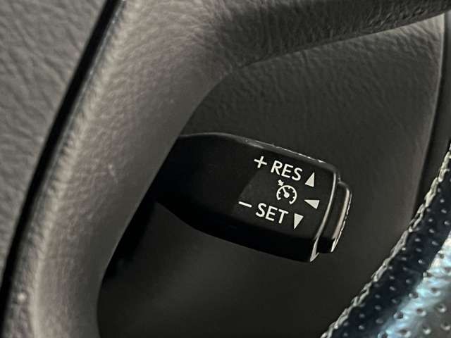 TOYOTA LEXUS LS460 2013 Image 31