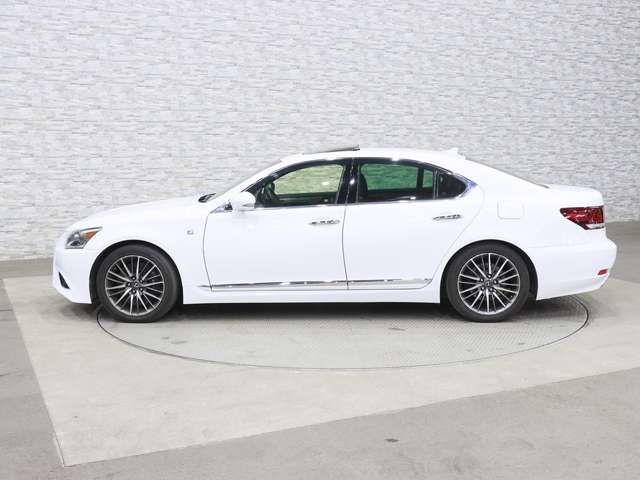 TOYOTA LEXUS LS460 2013 Image 31