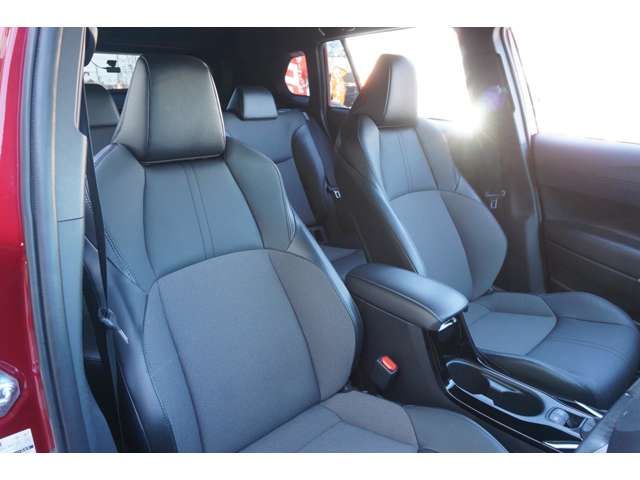 TOYOTA COROLLA CROSS HYBRID 2022 Image 31