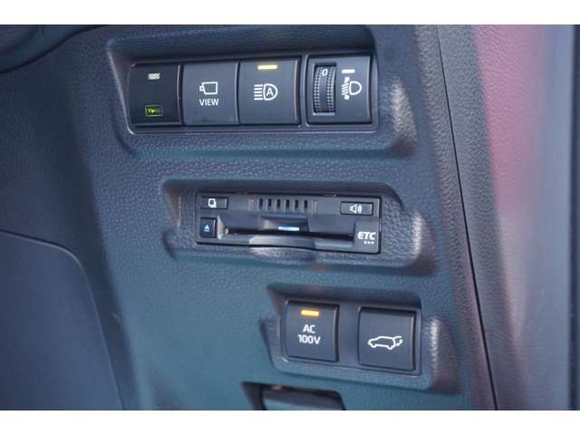 TOYOTA COROLLA CROSS HYBRID 2022 Image 31