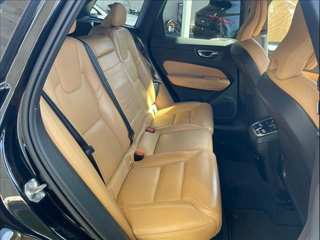 VOLVO XC60 2020 Image 31