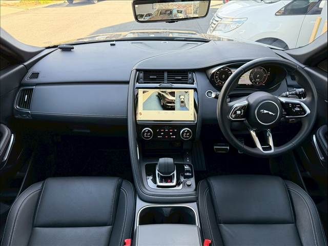 JAGUAR E-PACE 2024 Image 31