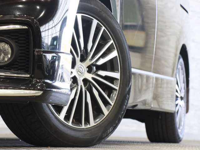 NISSAN ELGRAND 2014 Image 31