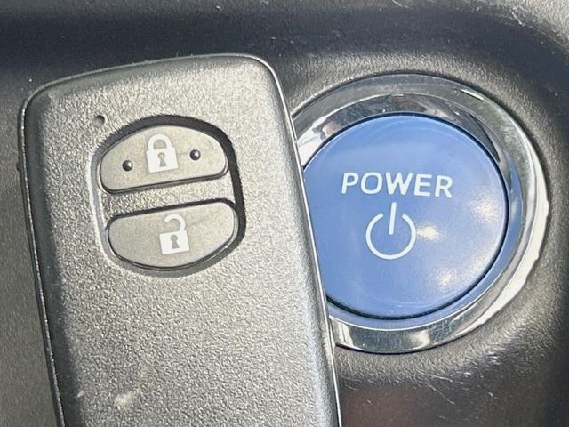 TOYOTA AQUA 2012 Image 31