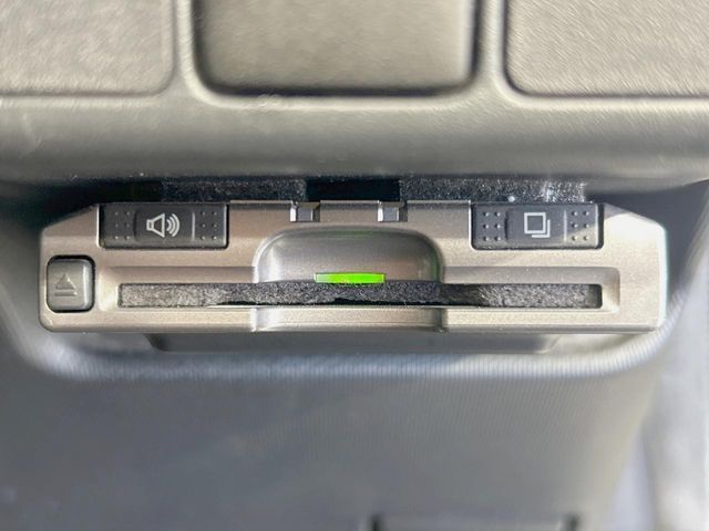 TOYOTA AQUA 2012 Image 31