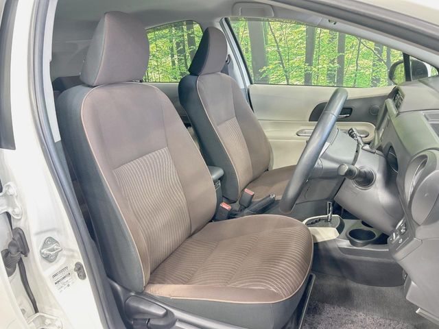 TOYOTA AQUA 2012 Image 31