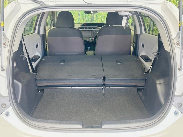 TOYOTA AQUA 2012 Image 31