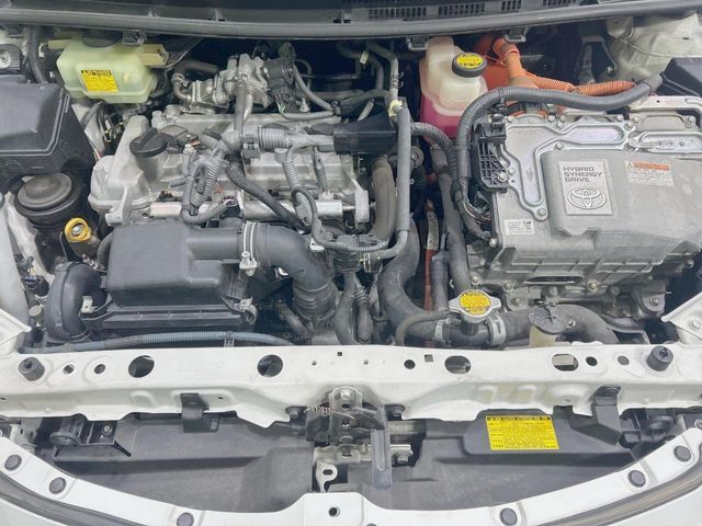 TOYOTA AQUA 2012 Image 31