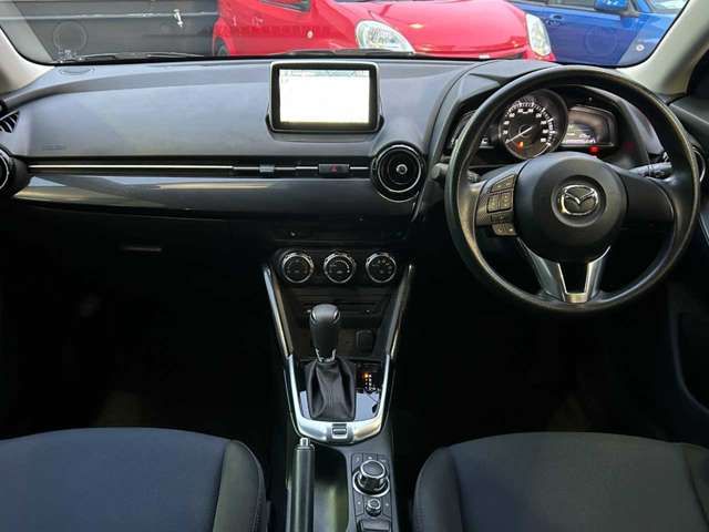 MAZDA DEMIO 2016 Image 31