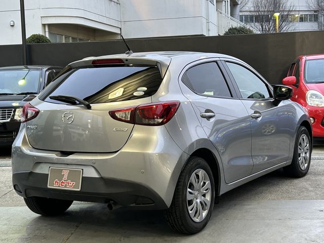 MAZDA DEMIO 2016 Image 31
