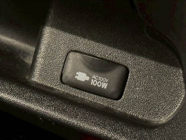 TOYOTA HIACE VAN 2WD 2020 Image 31