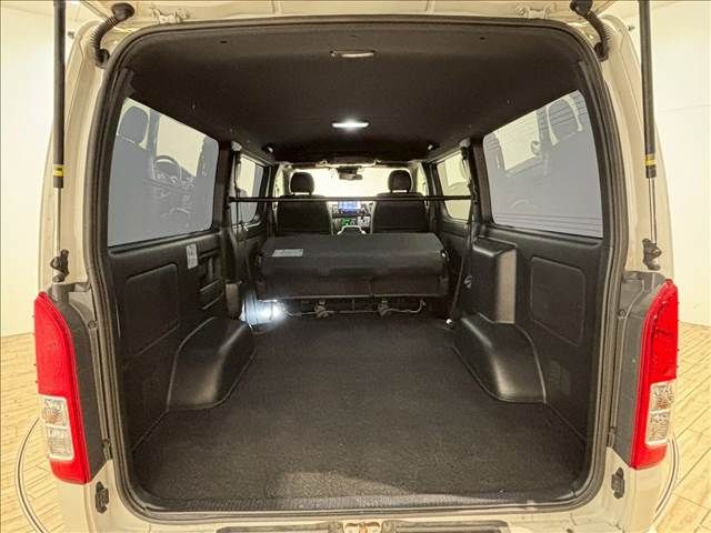 TOYOTA HIACE VAN 2WD 2020 Image 31