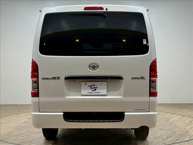 TOYOTA HIACE VAN 2WD 2020 Image 31