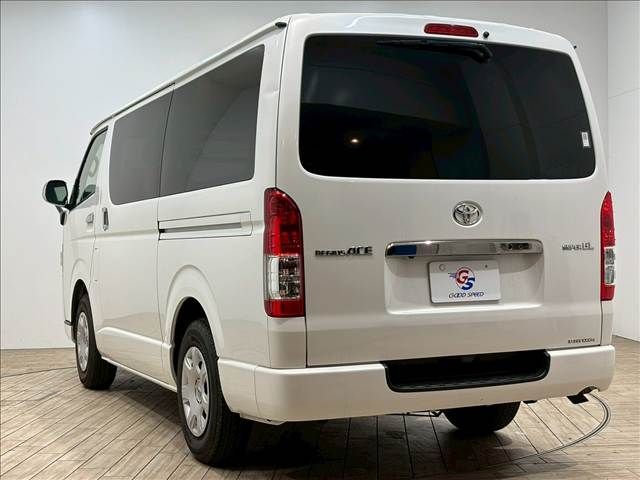TOYOTA HIACE VAN 2WD 2020 Image 31