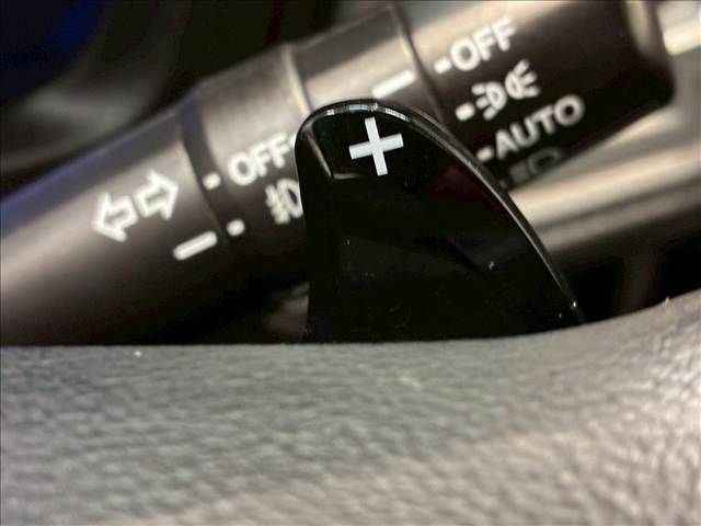 HONDA VEZEL HYBRID 2015 Image 31